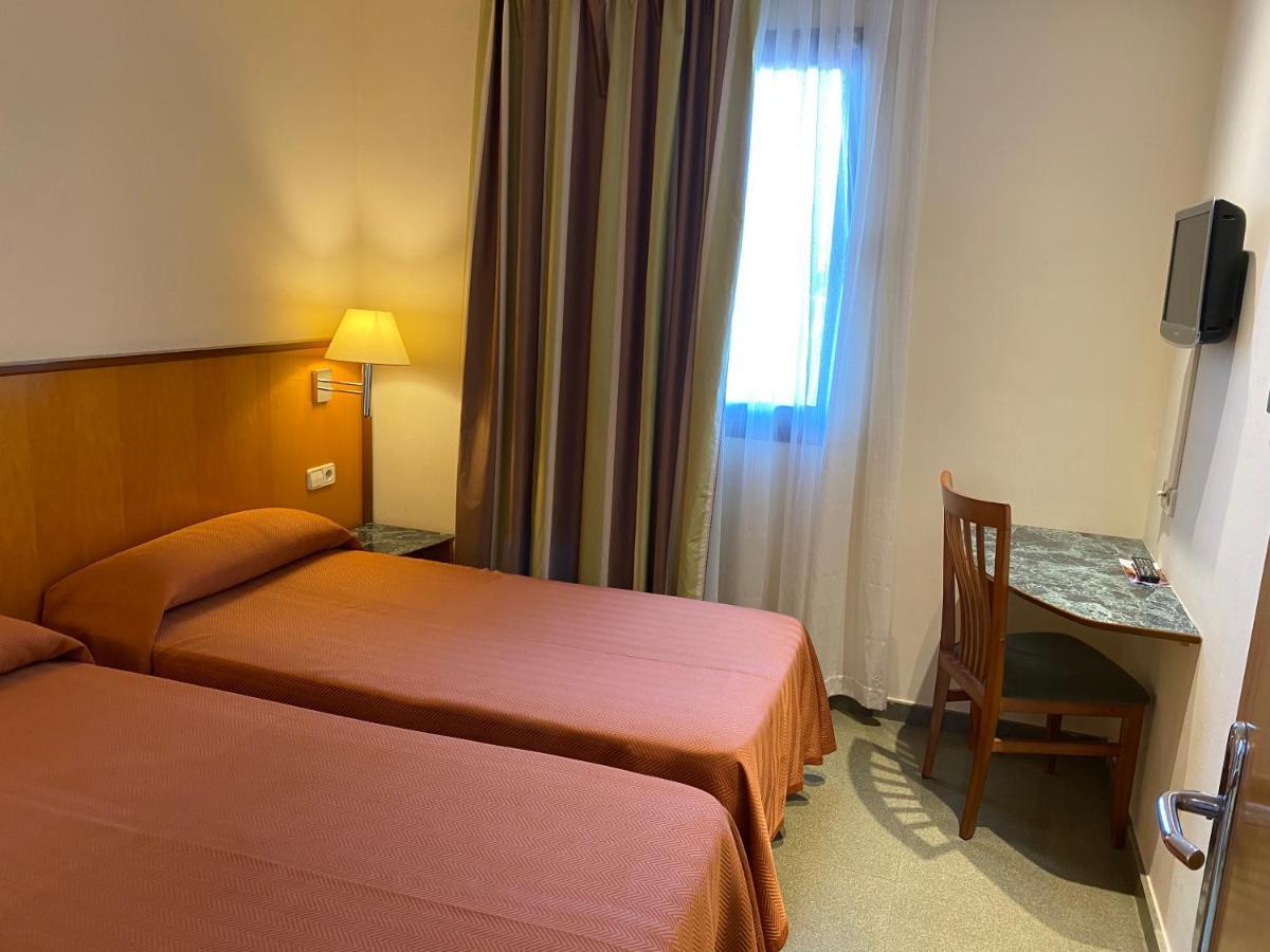 Hostal Meson Pepa Logroño Exteriör bild